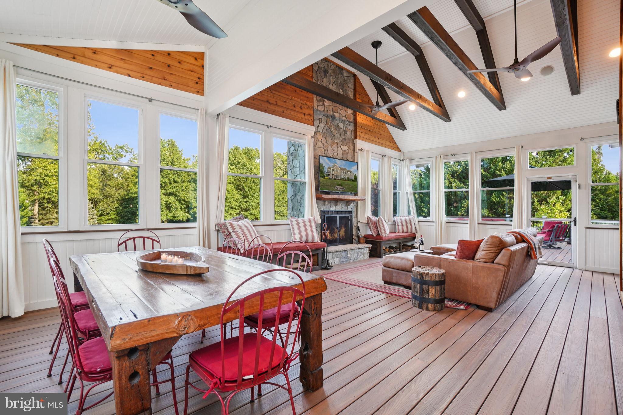 GOOSE CREEK BEND - Residential