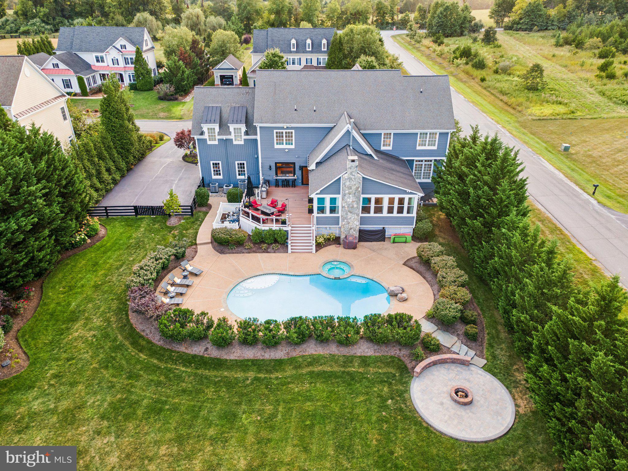 GOOSE CREEK BEND - Residential