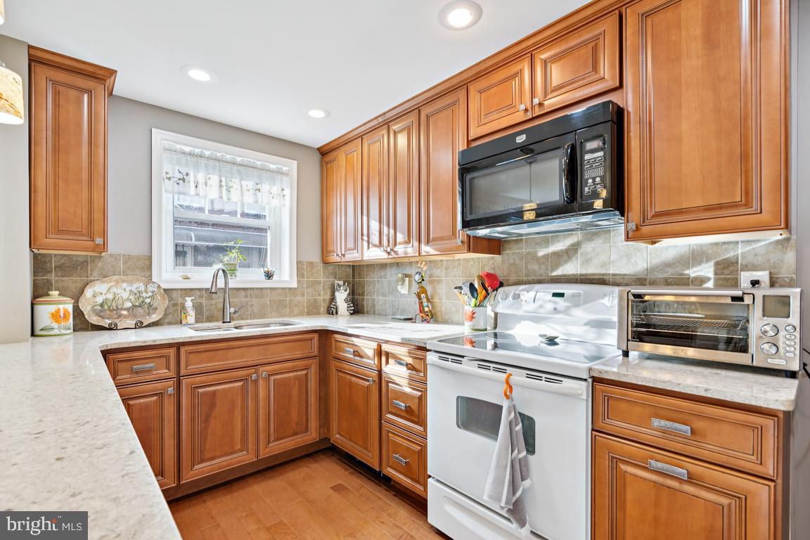 HOLMESBURG - Residential