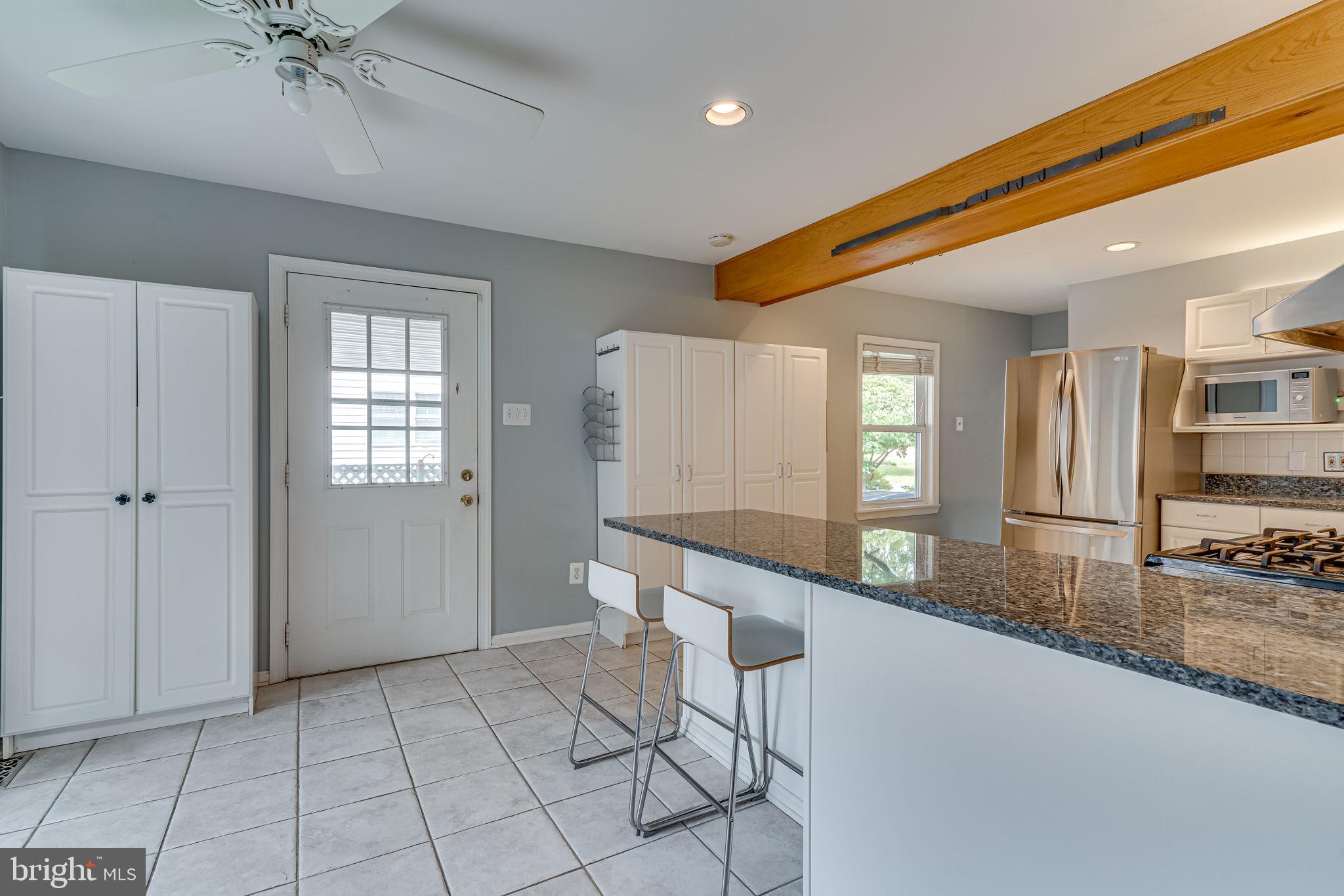 HILLWOOD - Residential Lease