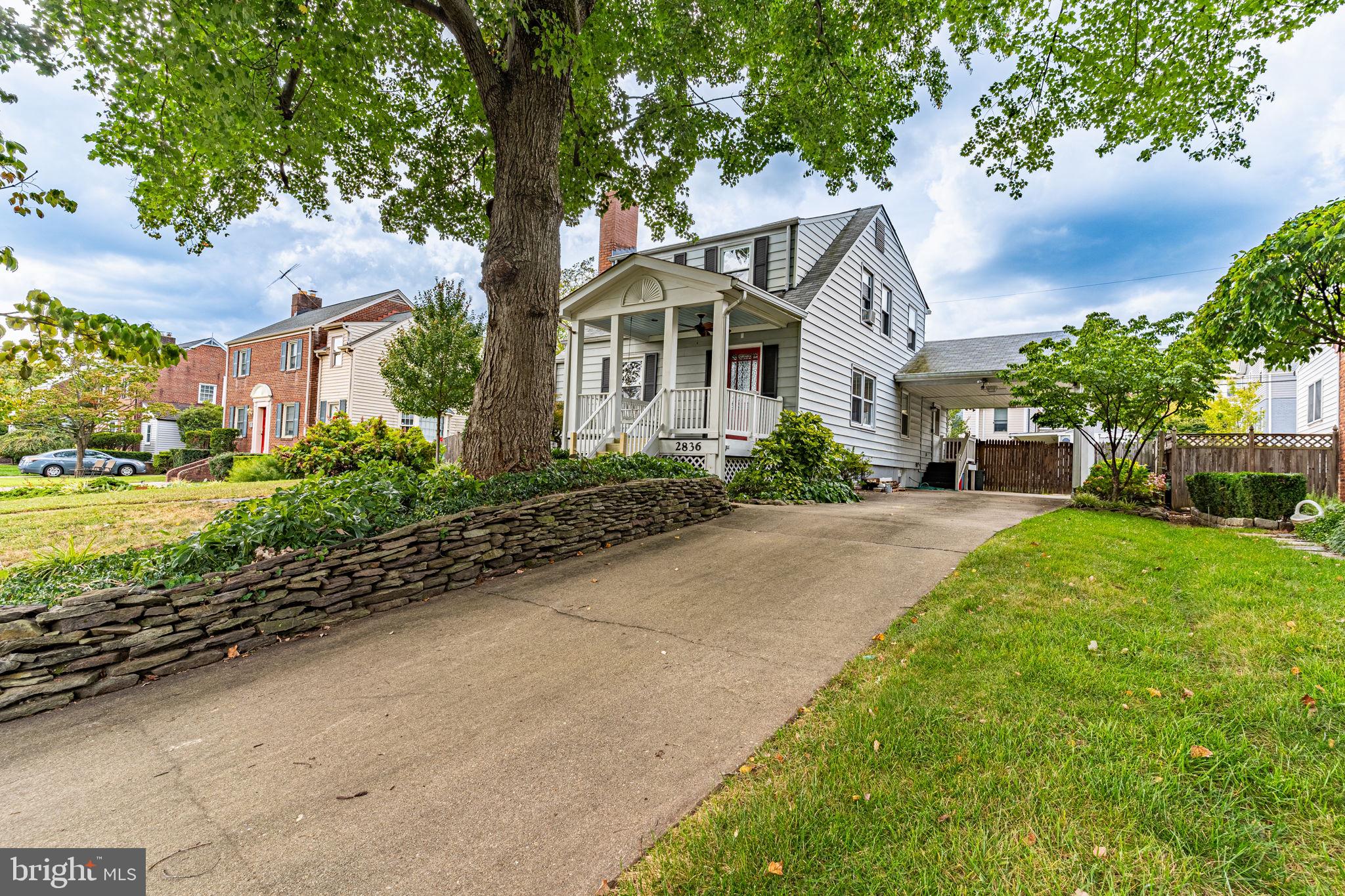 HILLWOOD - Residential Lease