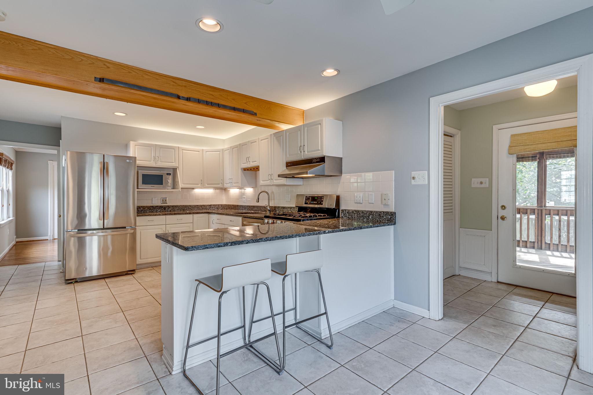 HILLWOOD - Residential Lease