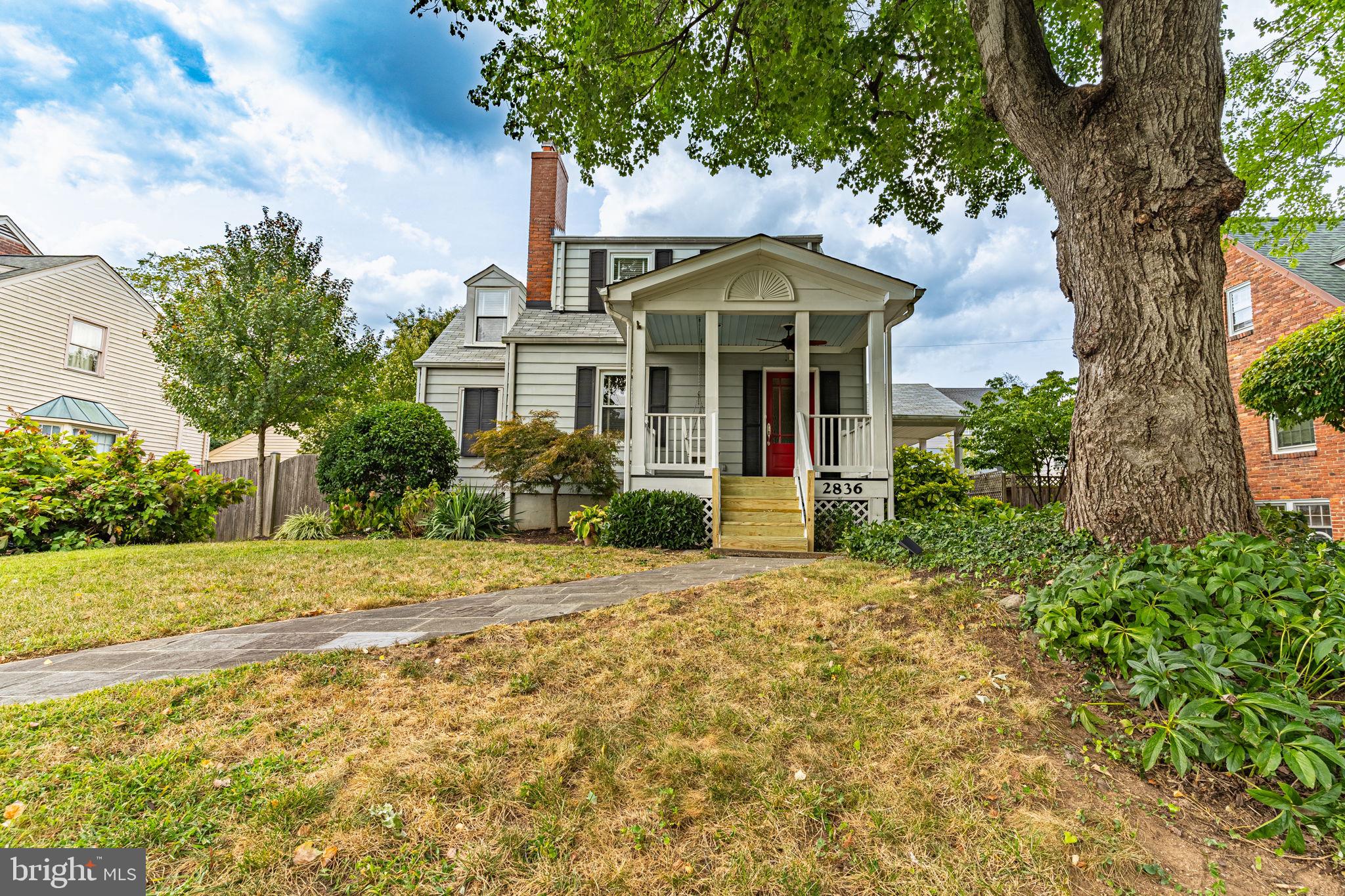 HILLWOOD - Residential Lease