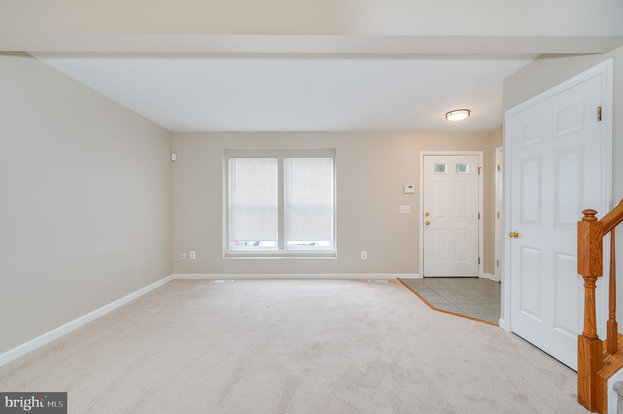 LAKELAND PLACE - Residential Lease