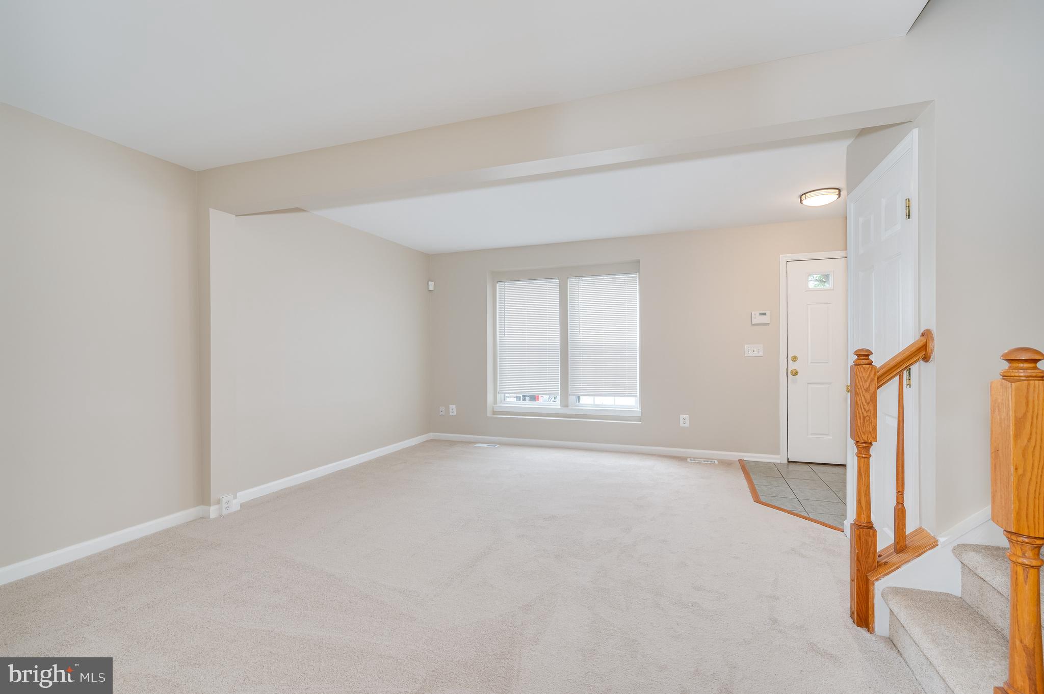 LAKELAND PLACE - Residential Lease