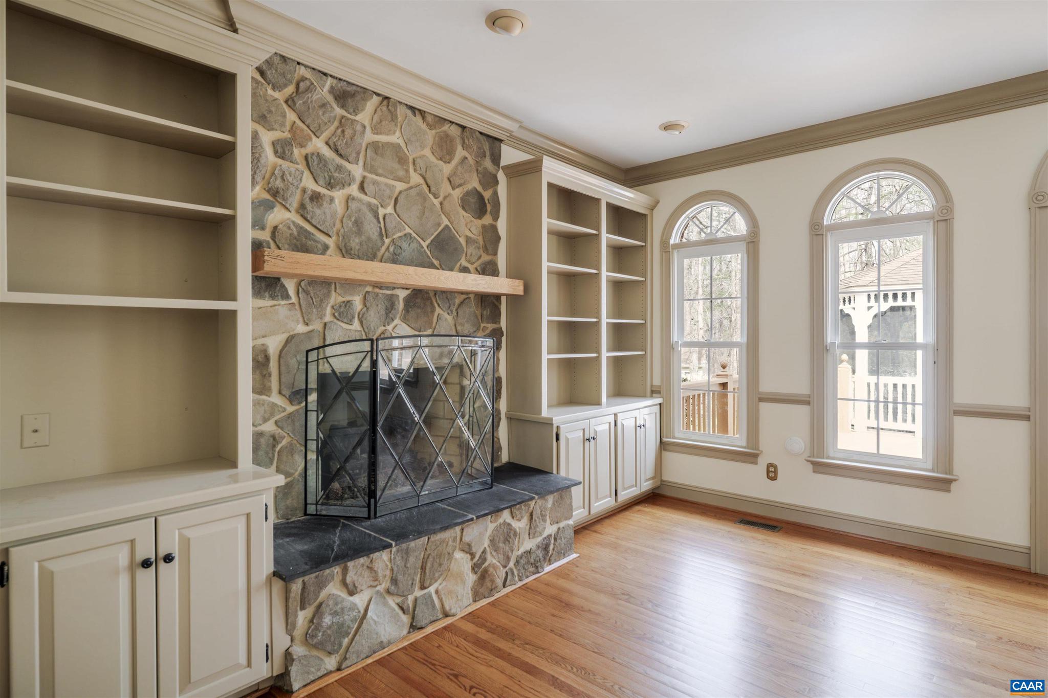 BEAU MONT FARM - Residential