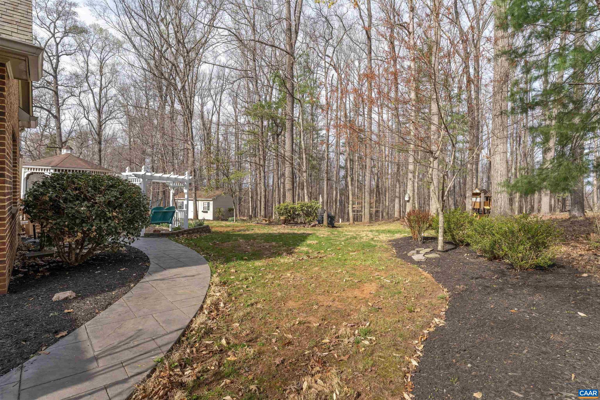 BEAU MONT FARM - Residential