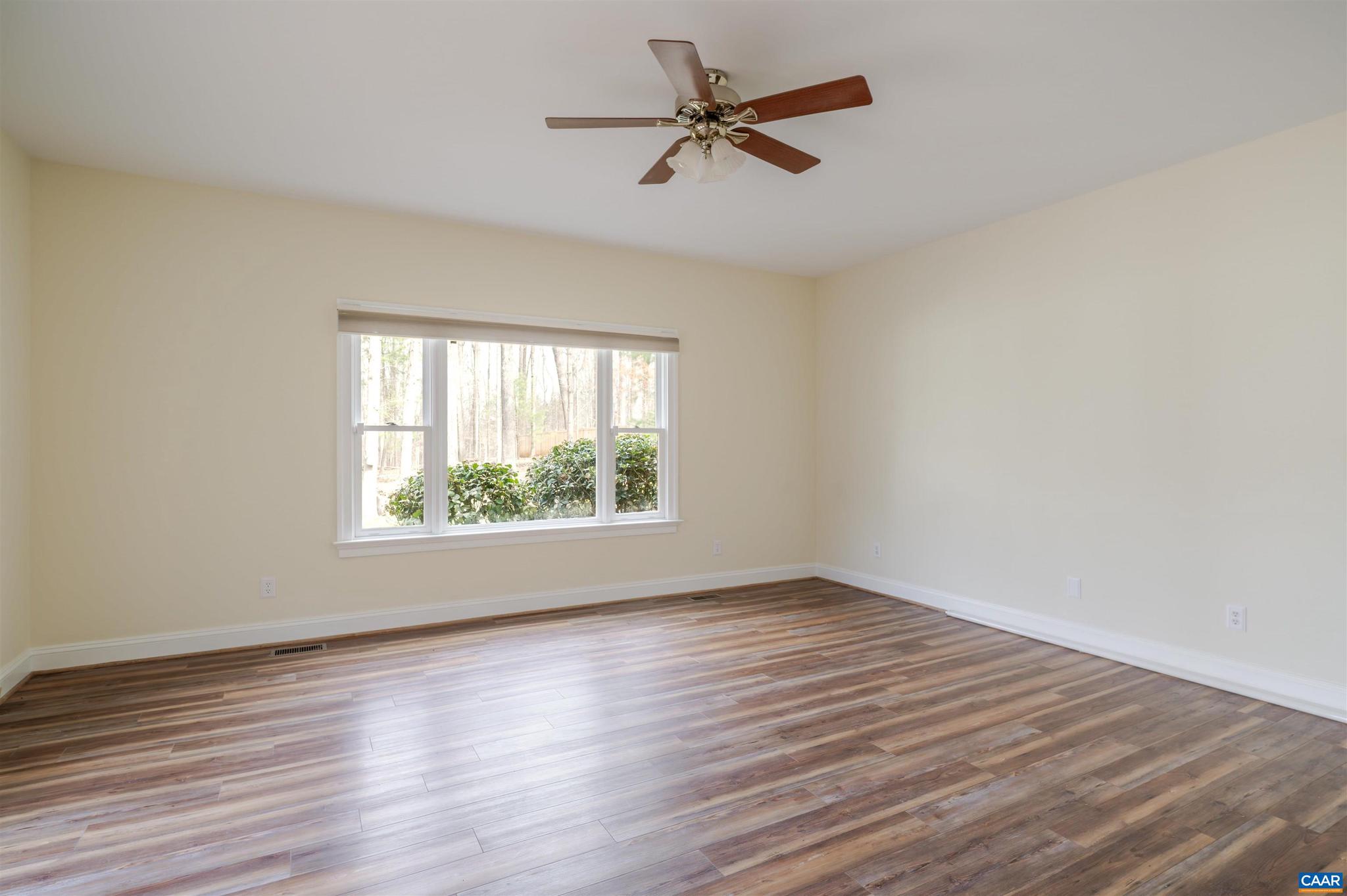 BEAU MONT FARM - Residential