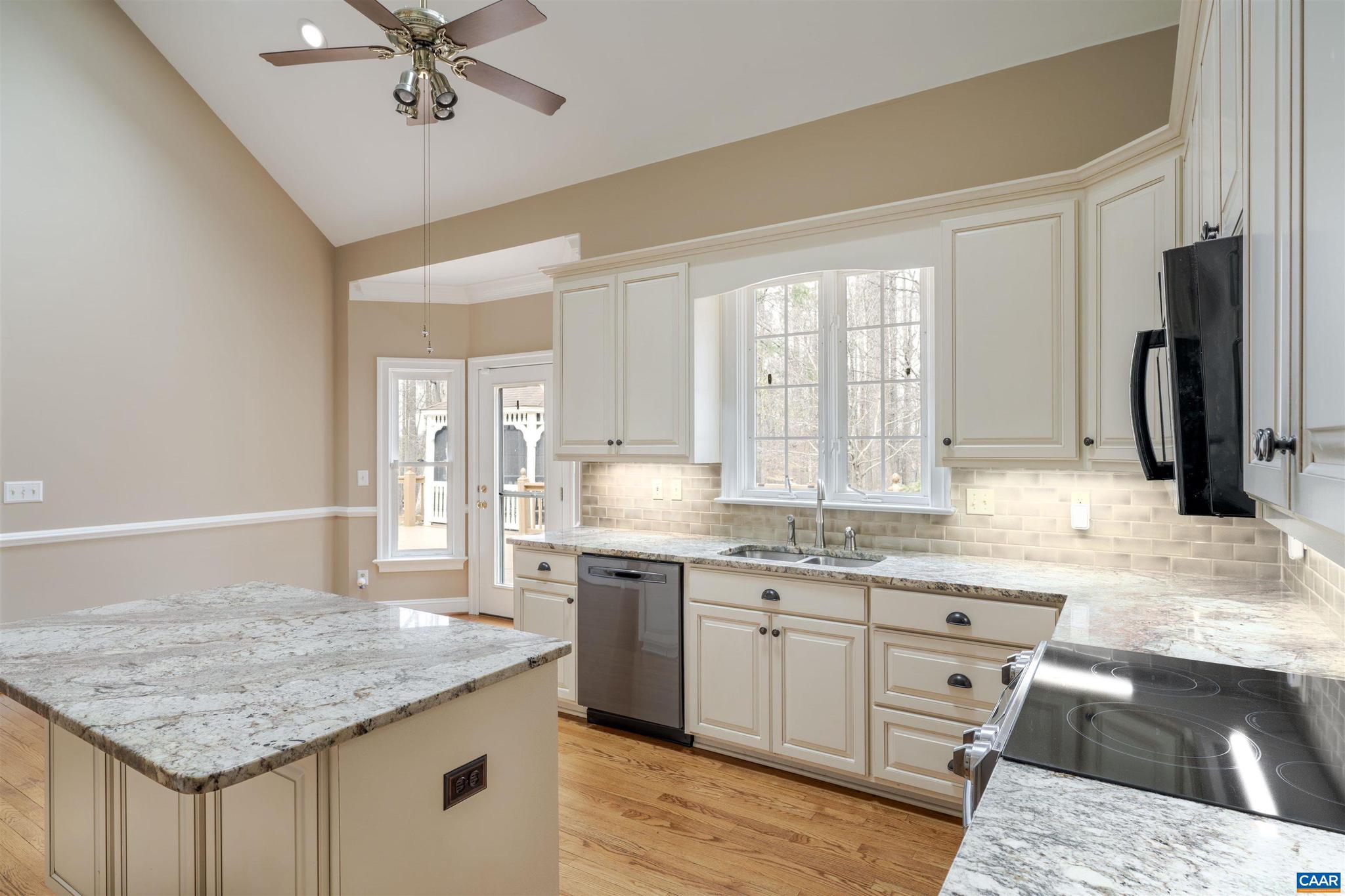 BEAU MONT FARM - Residential