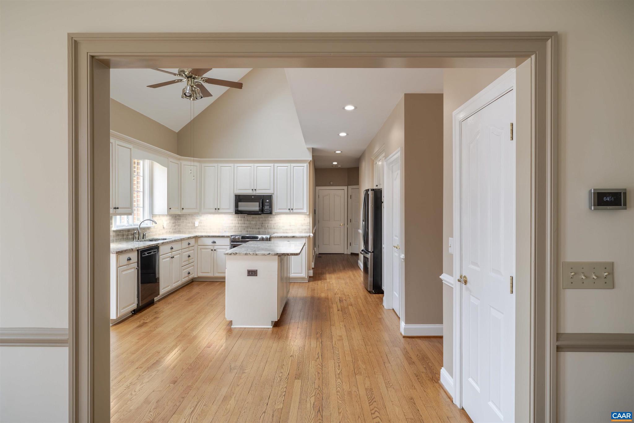 BEAU MONT FARM - Residential