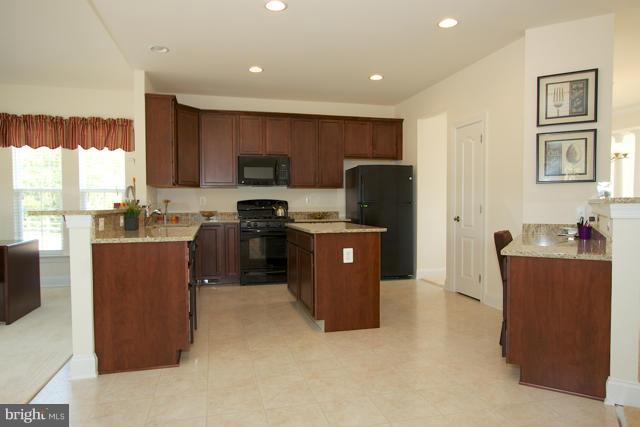 FORGE CROSSING - Residential