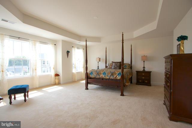 FORGE CROSSING - Residential