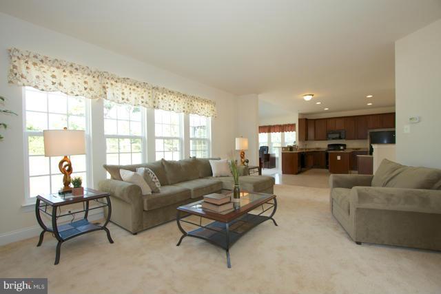 FORGE CROSSING - Residential