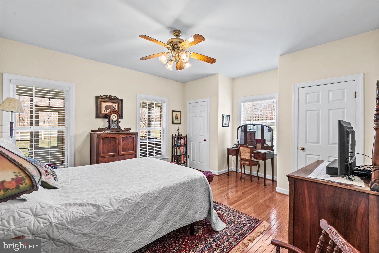 MEADOWLAND - Residential