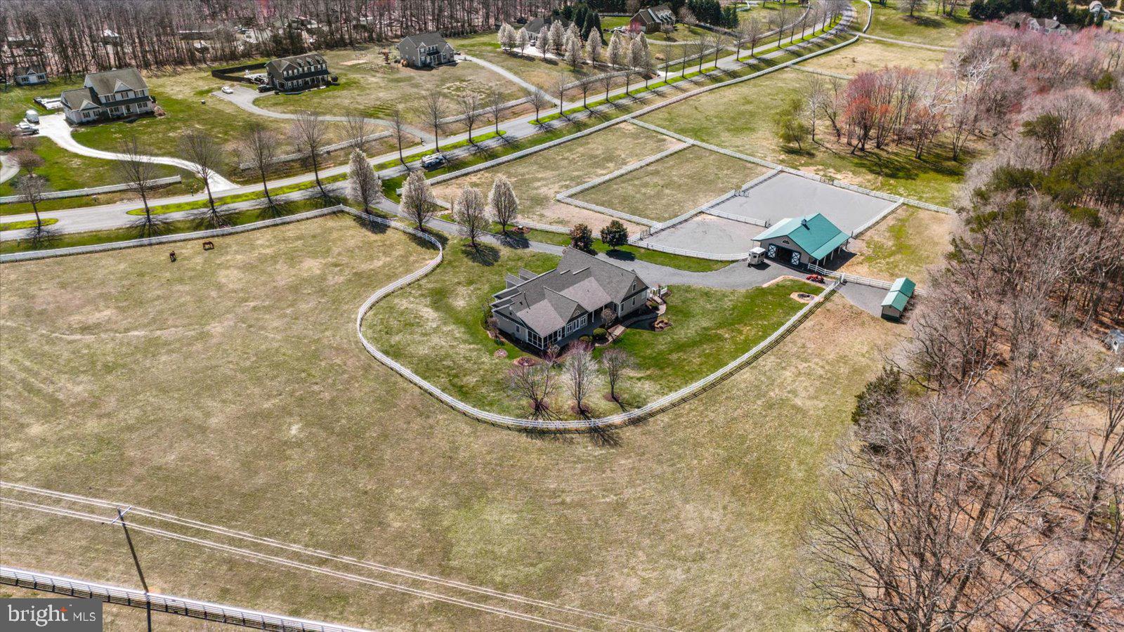 MEADOWLAND - Residential