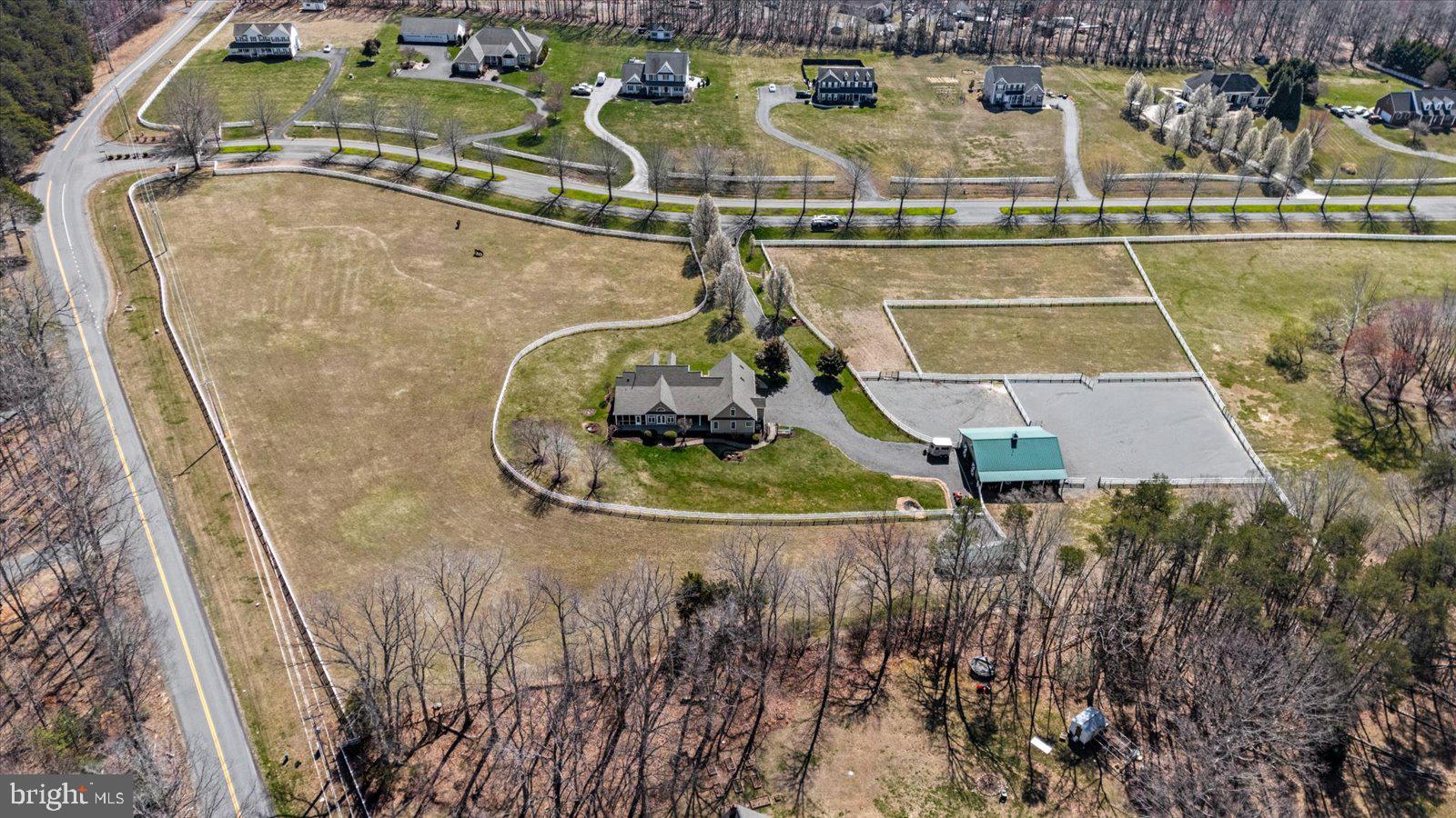 MEADOWLAND - Residential