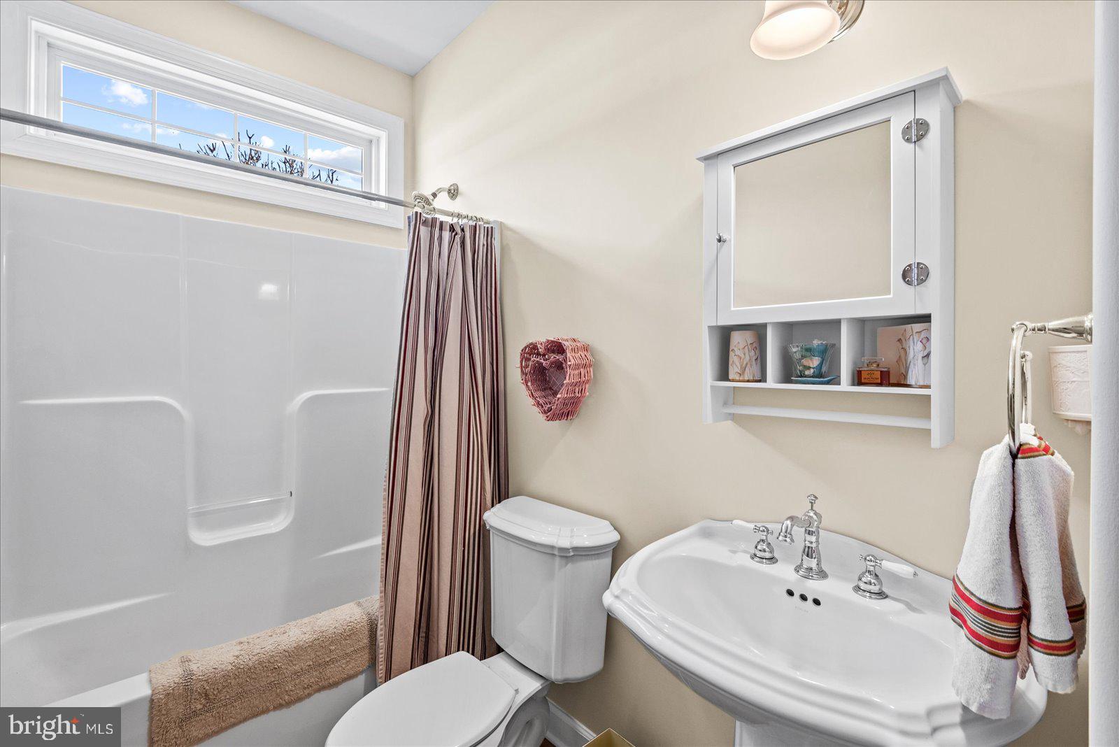 MEADOWLAND - Residential