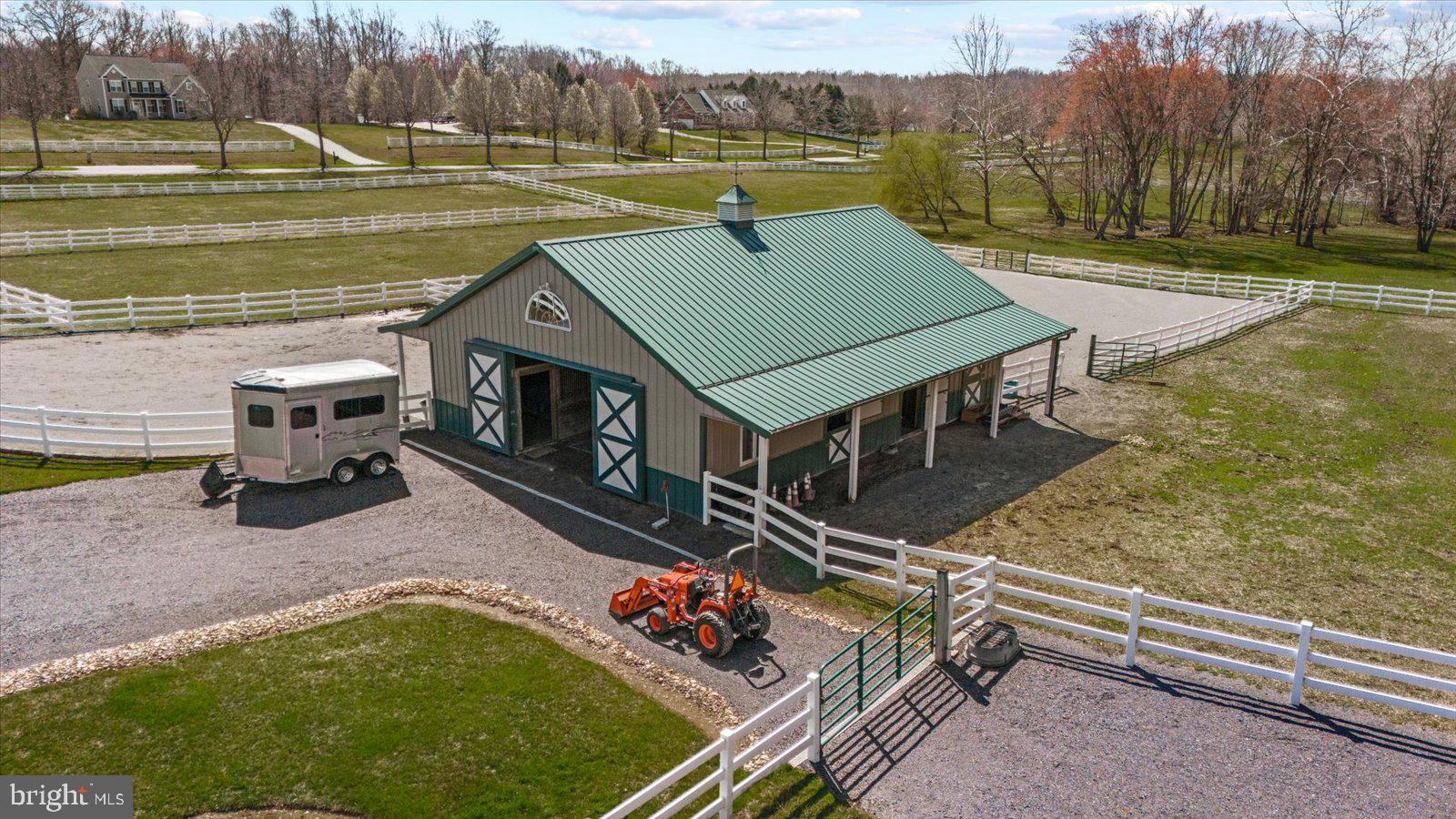 MEADOWLAND - Residential