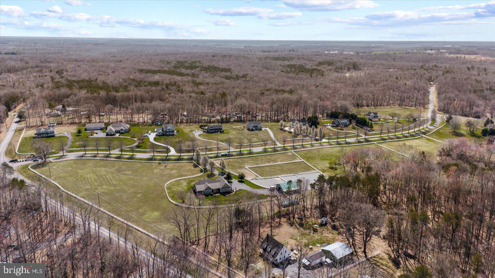 MEADOWLAND - Residential