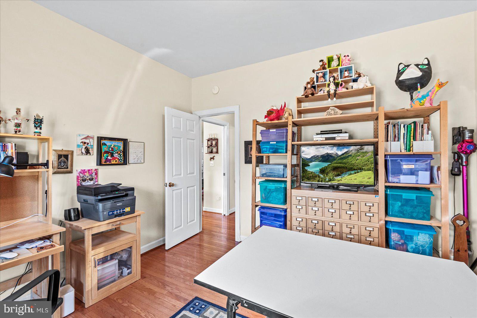 MEADOWLAND - Residential