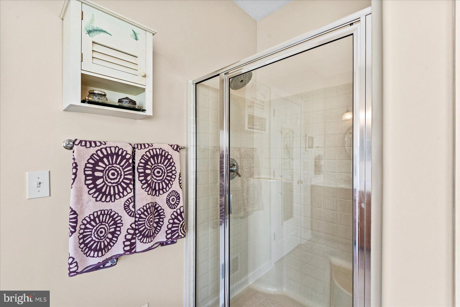 MEADOWLAND - Residential