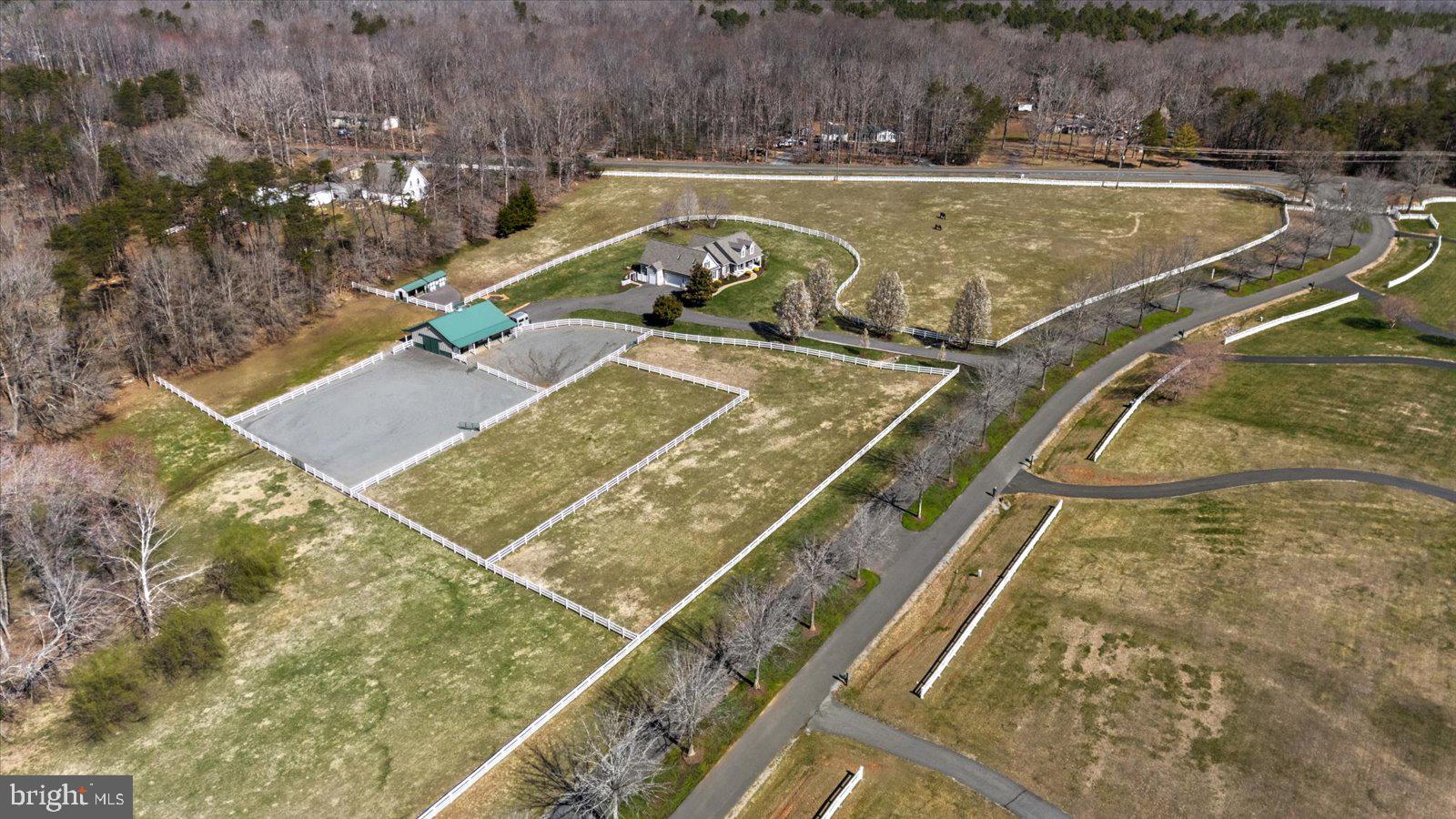 MEADOWLAND - Residential