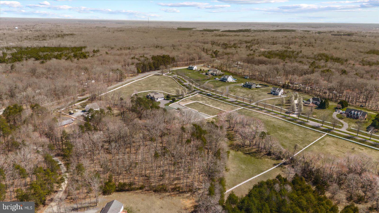 MEADOWLAND - Residential