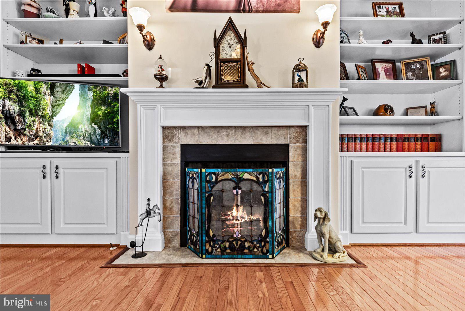 MEADOWLAND - Residential