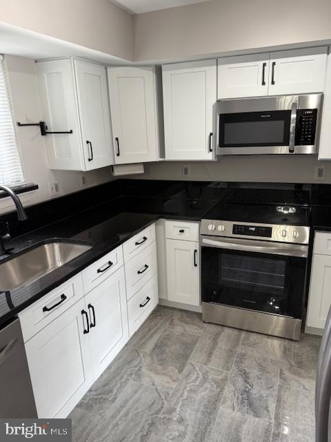 3178 VANDERBILT COURT