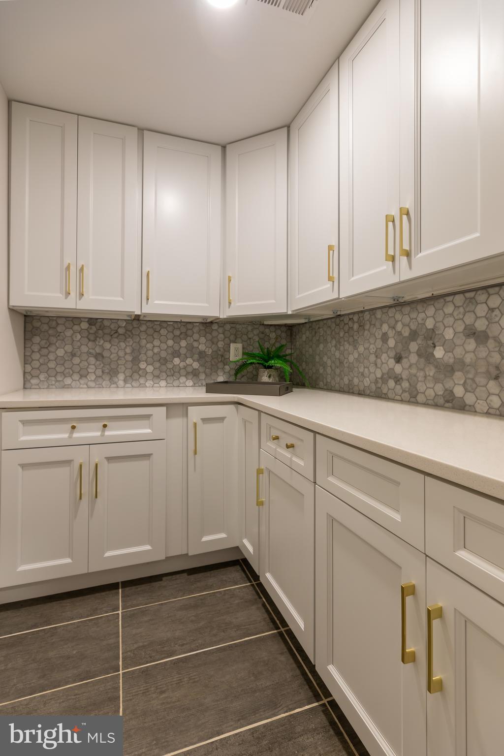 HUNTERS VALLEY MINCHEWS - Residential