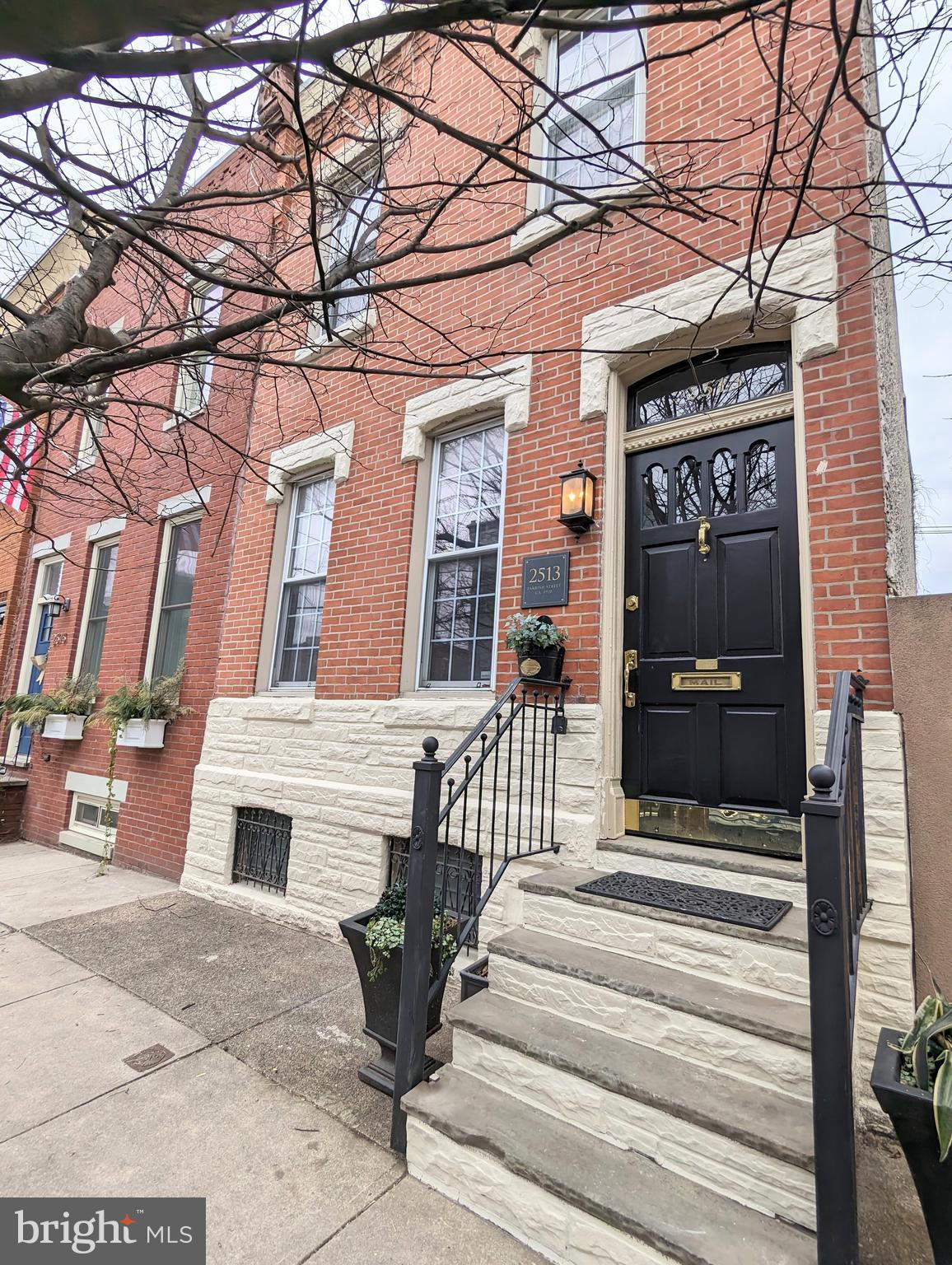 FAIRMOUNT - Residential