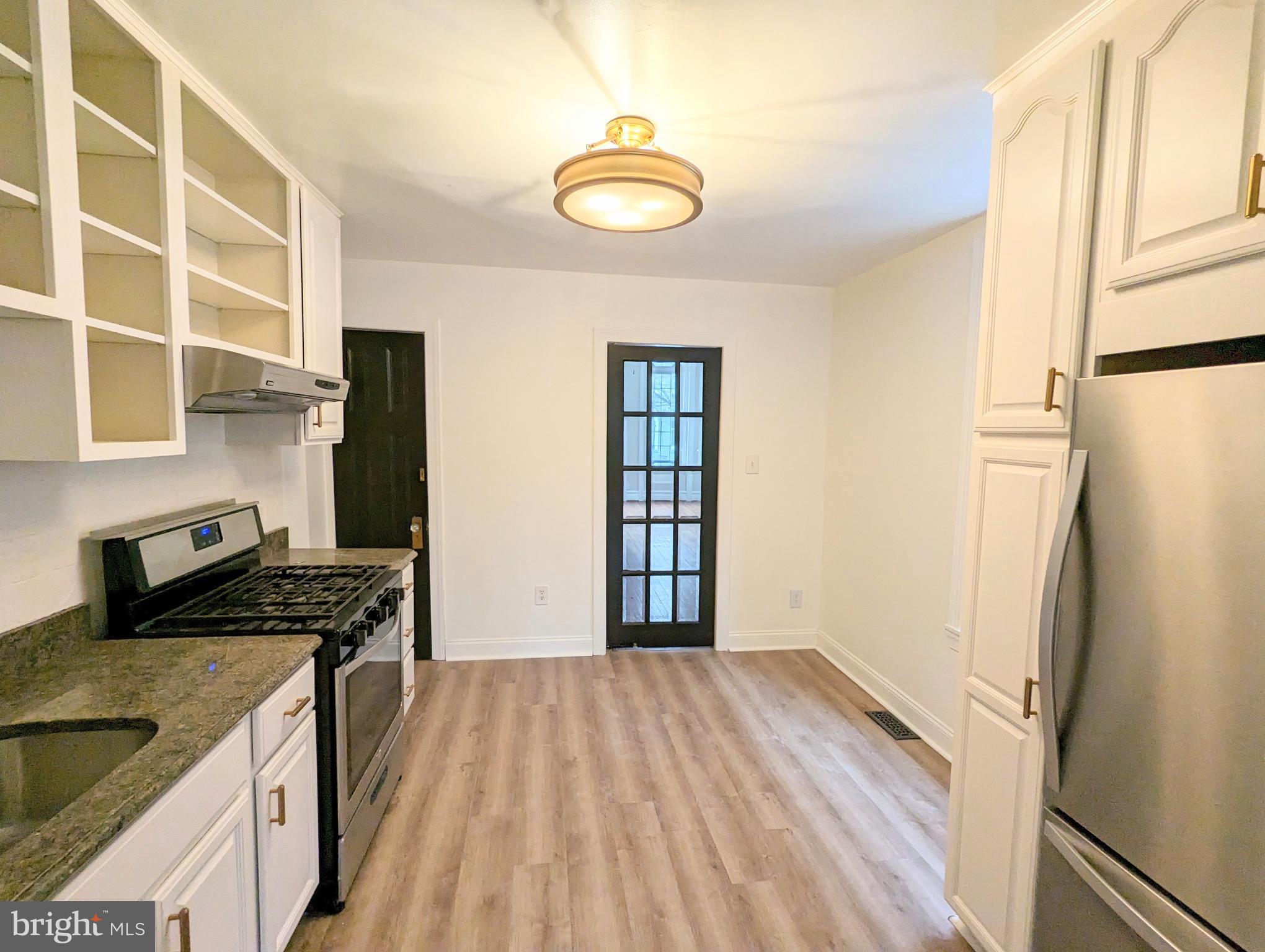 FAIRMOUNT - Residential