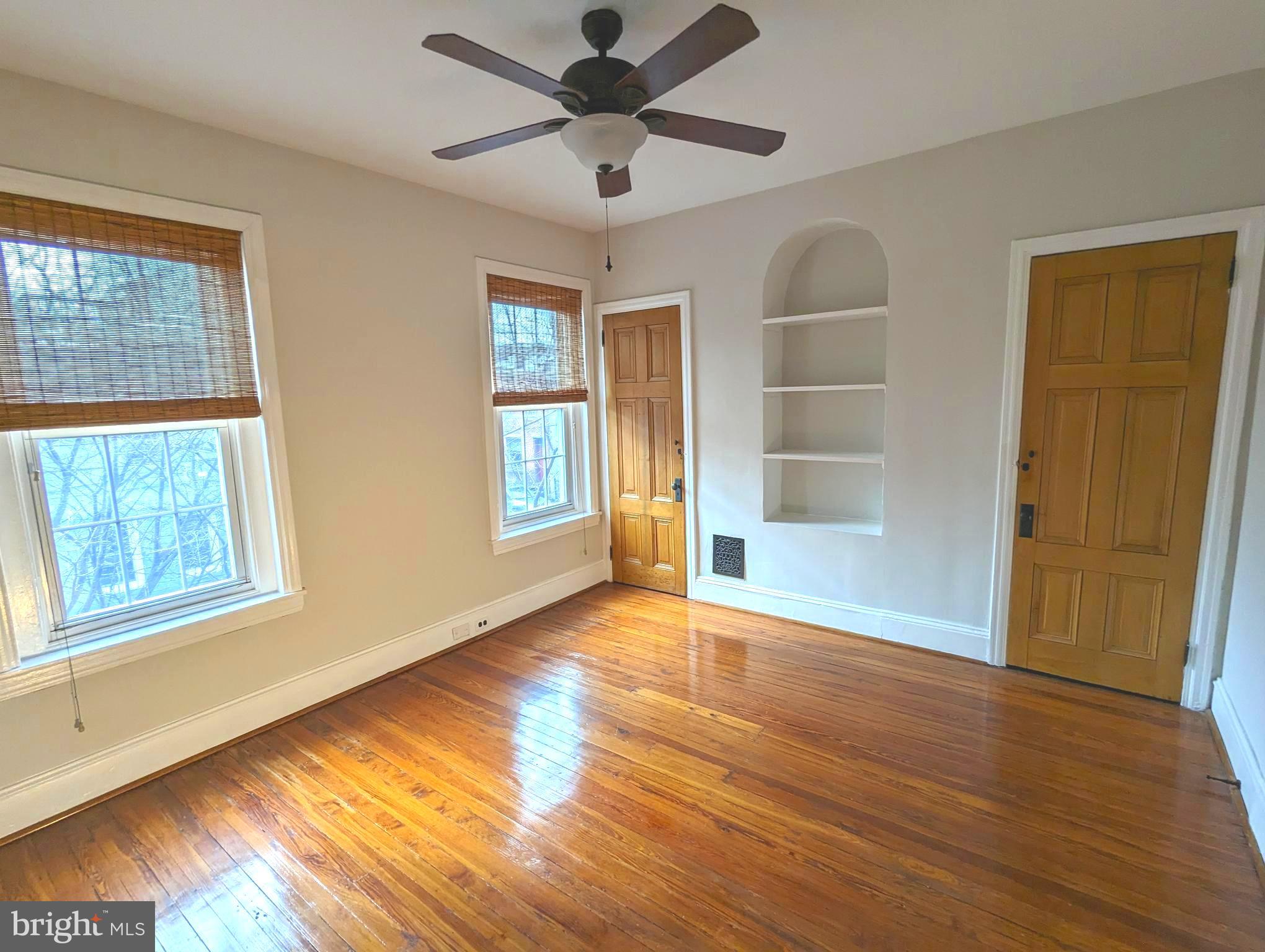 FAIRMOUNT - Residential