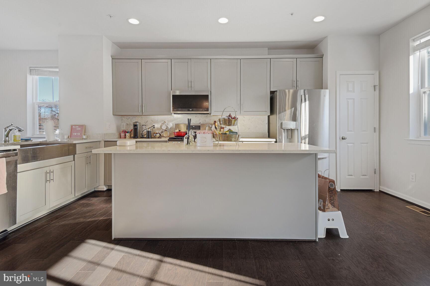 TRAVILAH STATION - Residential Lease