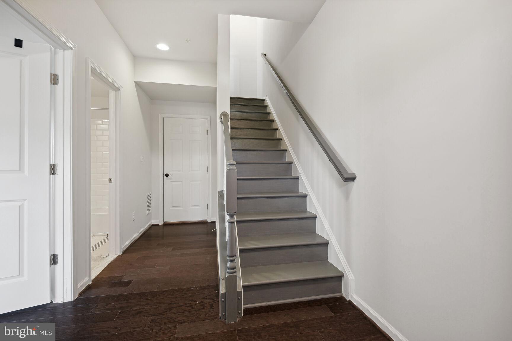 TRAVILAH STATION - Residential Lease