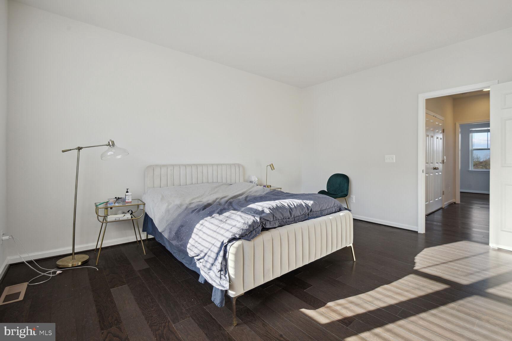 TRAVILAH STATION - Residential Lease