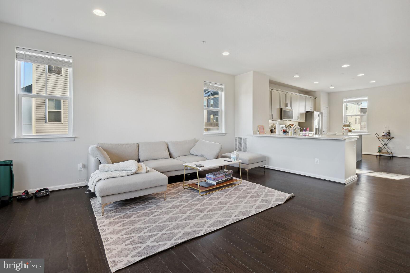 TRAVILAH STATION - Residential Lease