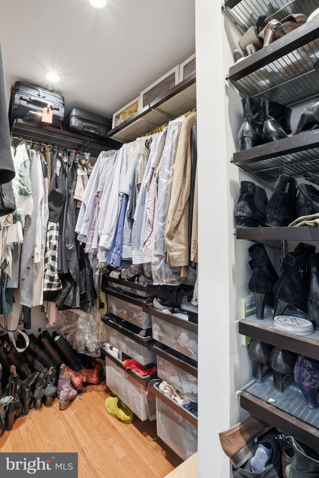 OLD TOWN GREENS - Residential