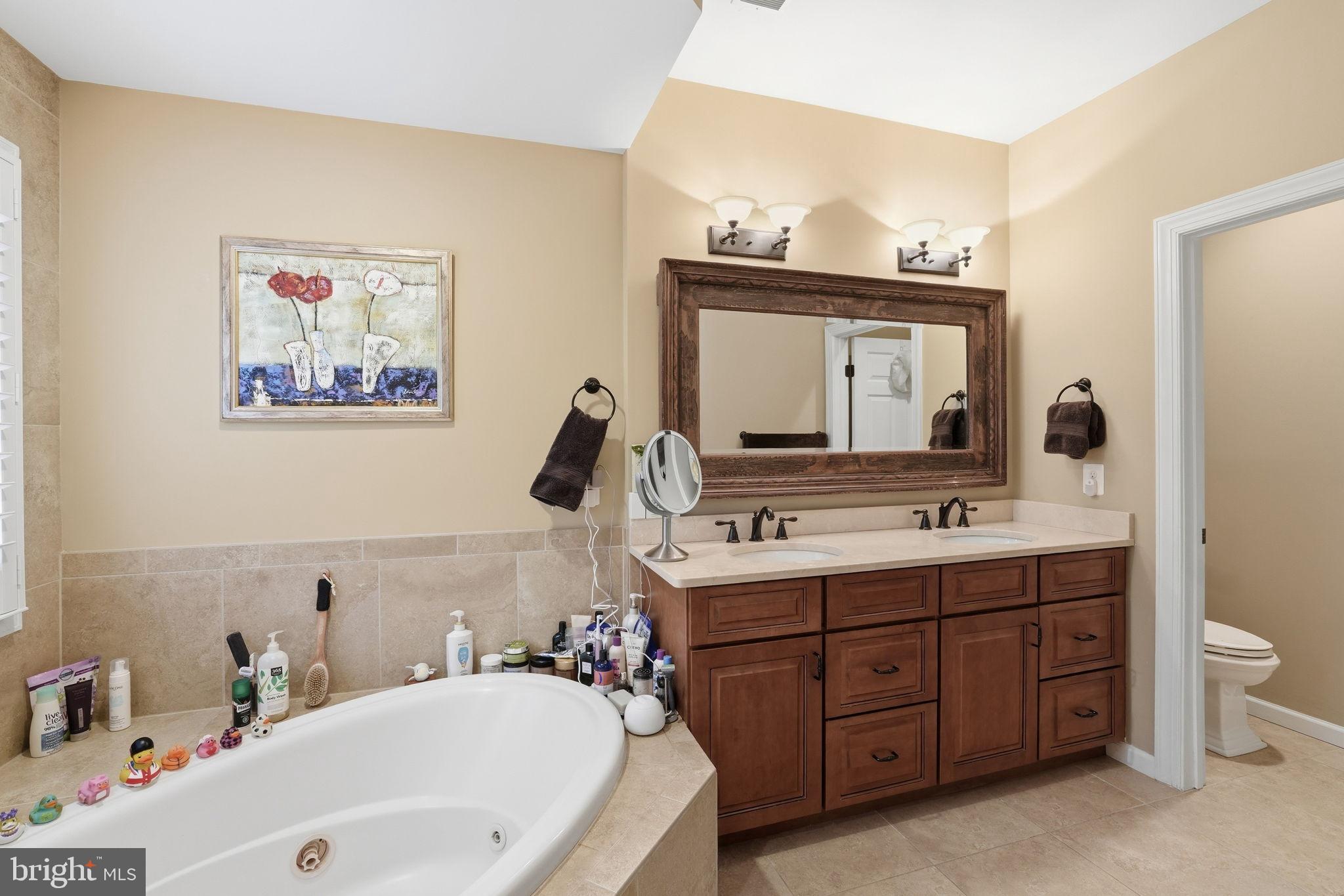 OLD TOWN GREENS - Residential