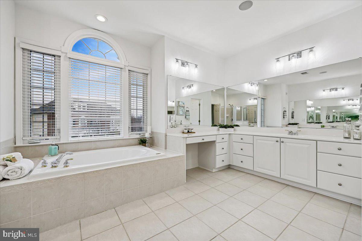 ROSE HILL - Residential