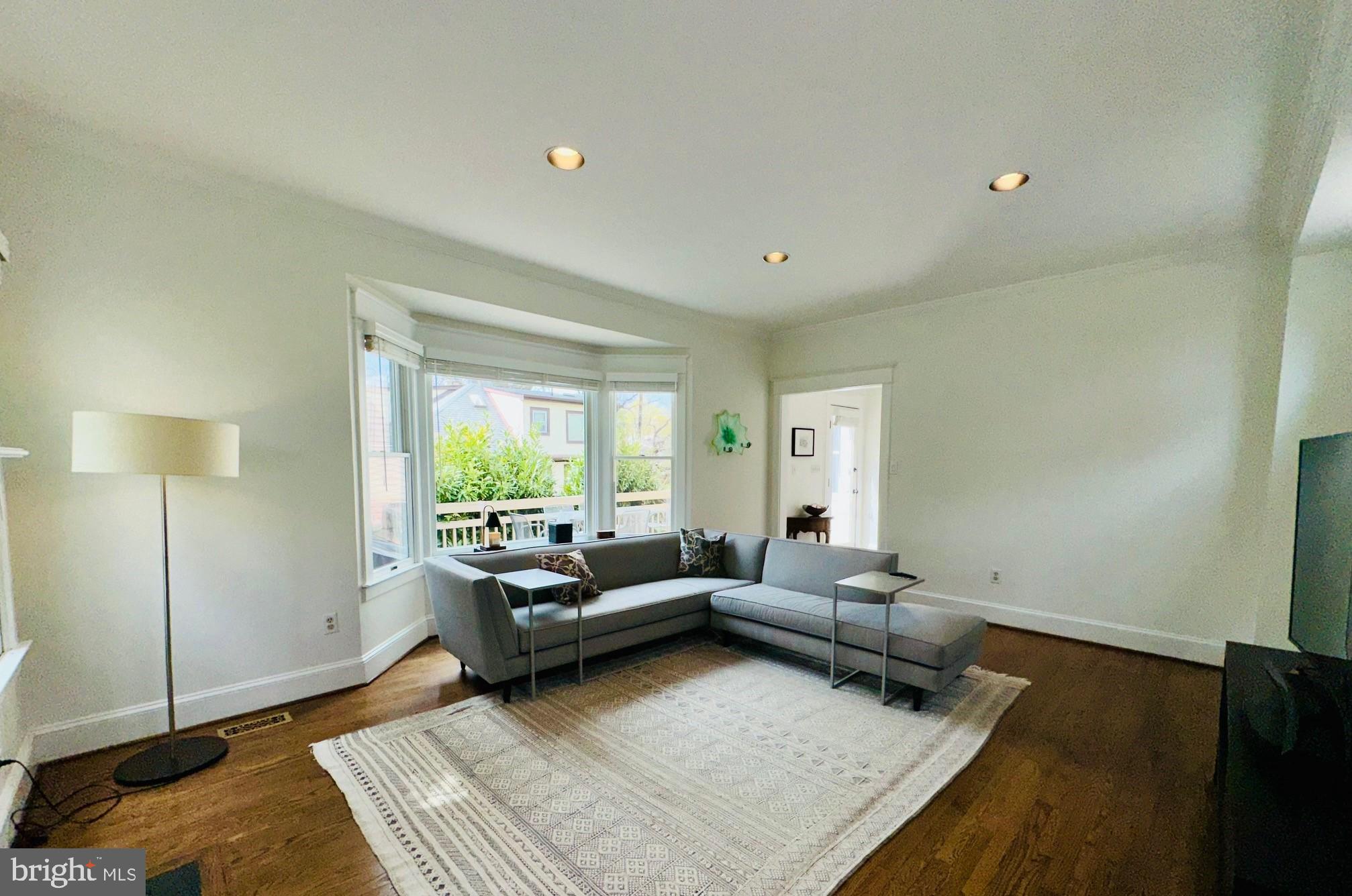 NORWOOD HEIGHTS - Residential