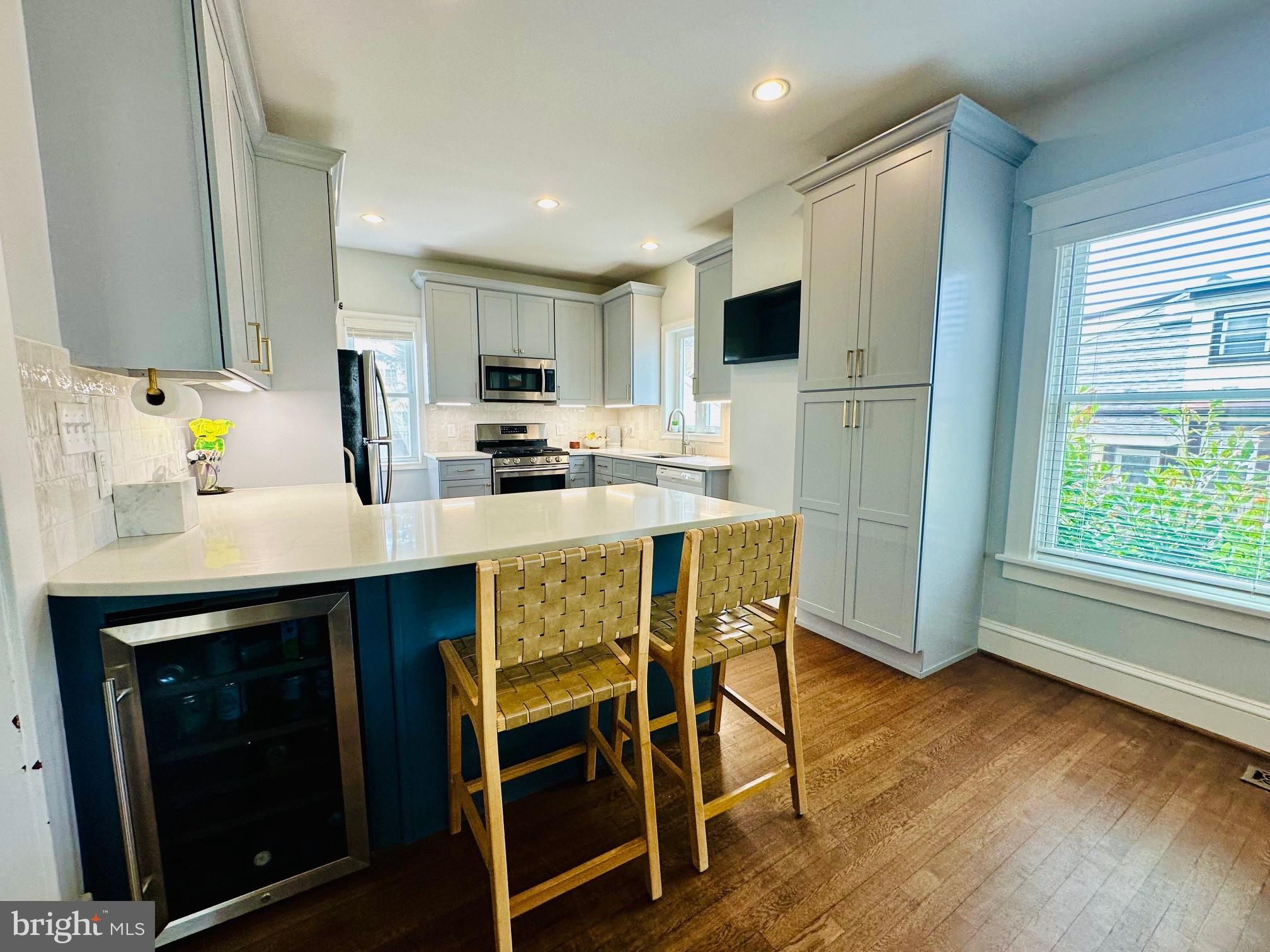 NORWOOD HEIGHTS - Residential