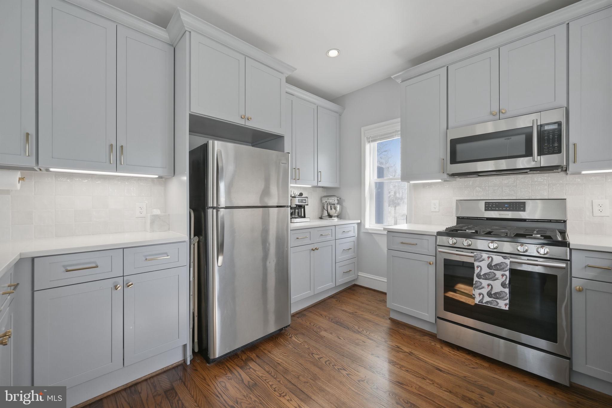 NORWOOD HEIGHTS - Residential