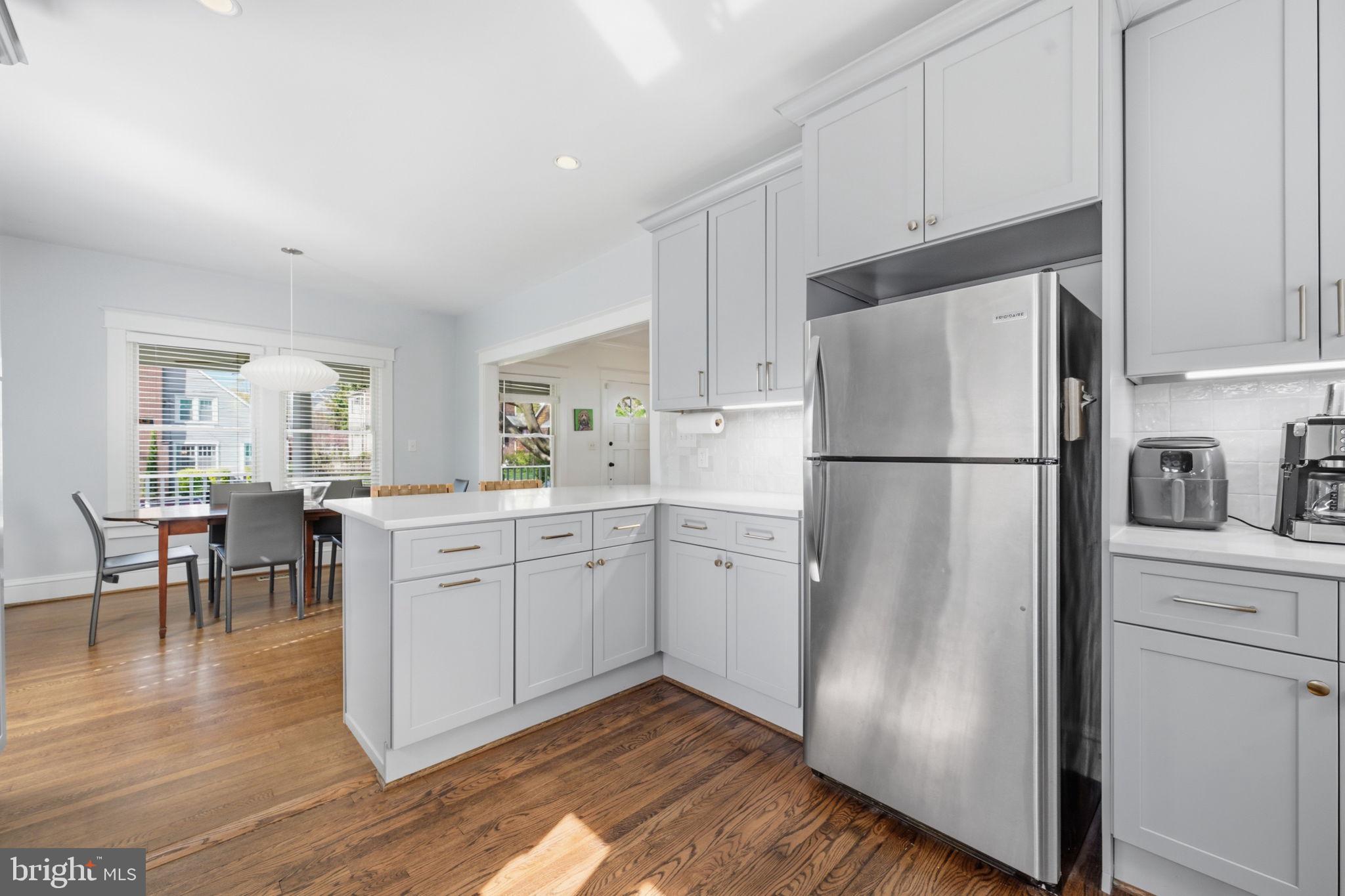 NORWOOD HEIGHTS - Residential