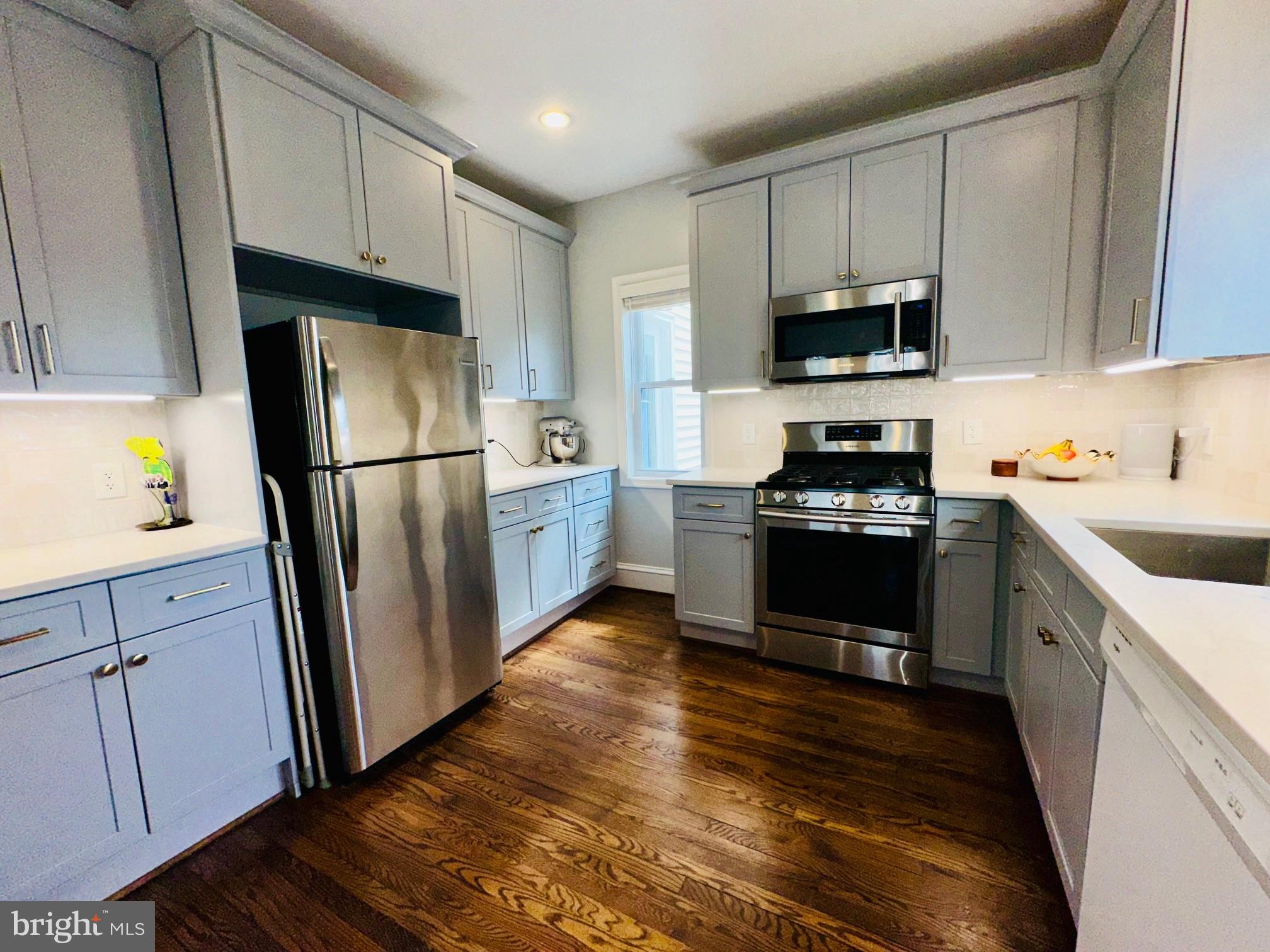 NORWOOD HEIGHTS - Residential