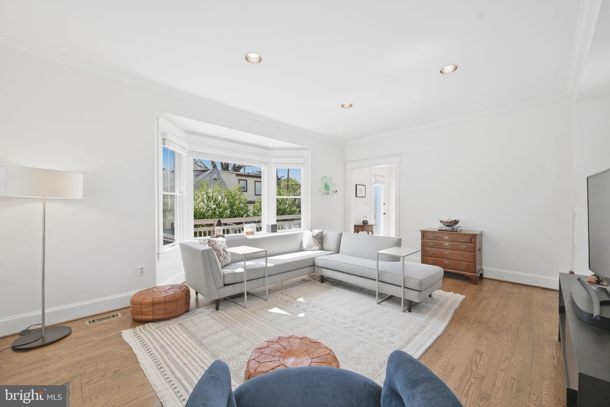 NORWOOD HEIGHTS - Residential