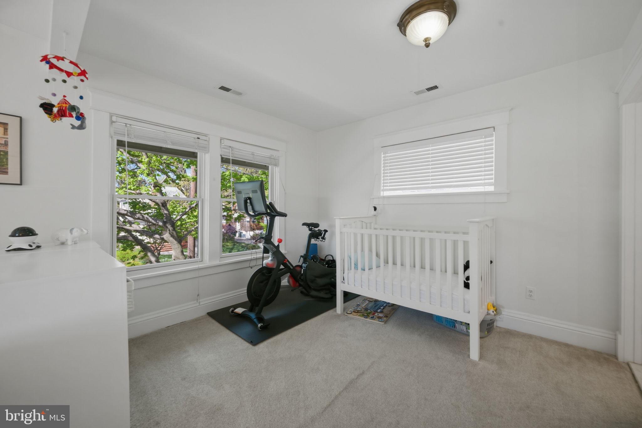 NORWOOD HEIGHTS - Residential