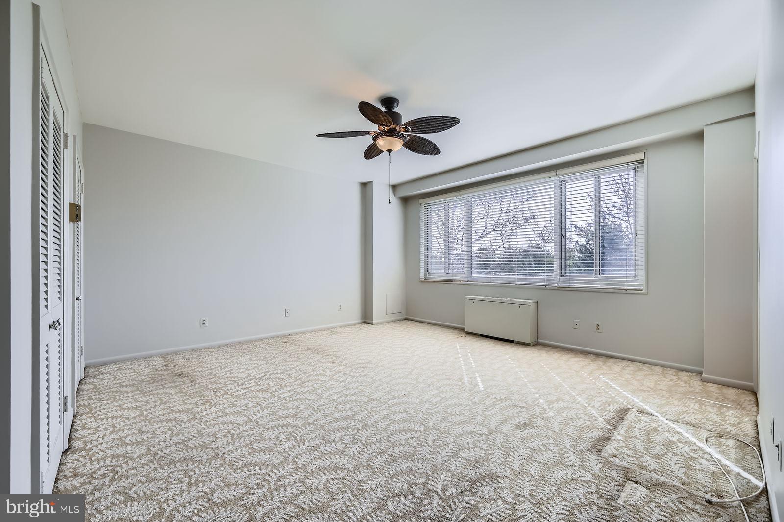 ELEVEN SLADE - Residential