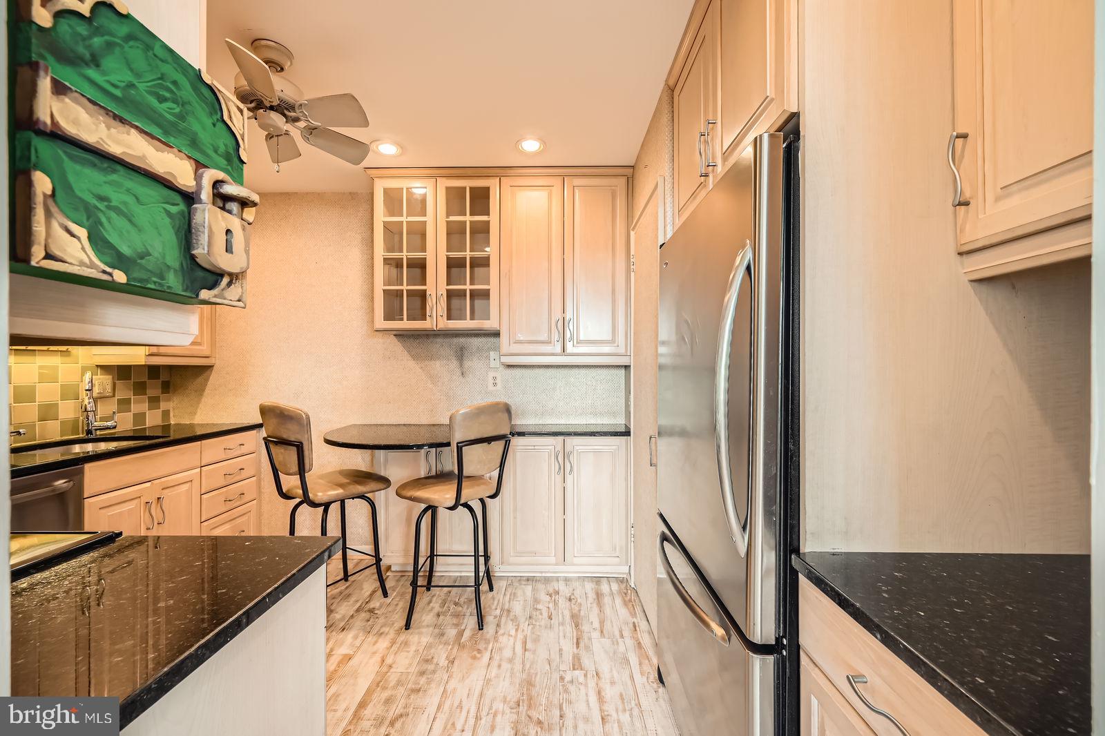 ELEVEN SLADE - Residential