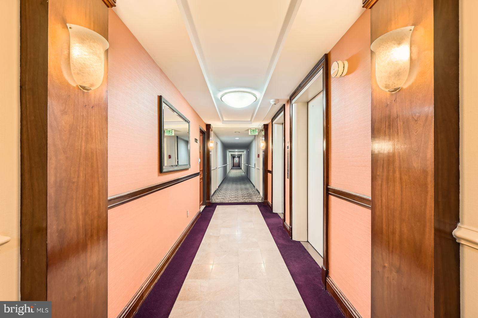 ELEVEN SLADE - Residential